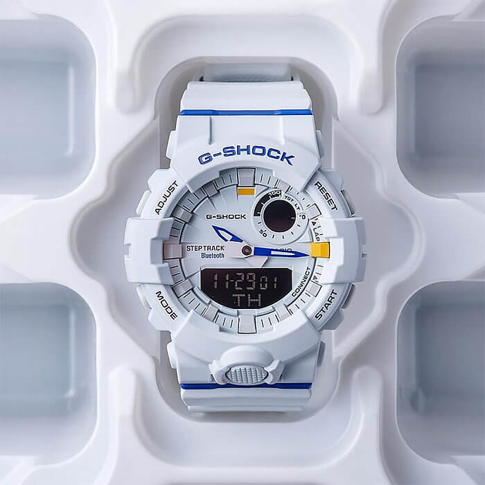 Casio Casio G-Shock GBA-800DG-7A G-SQUAD, наручные мужские часы фото под углом