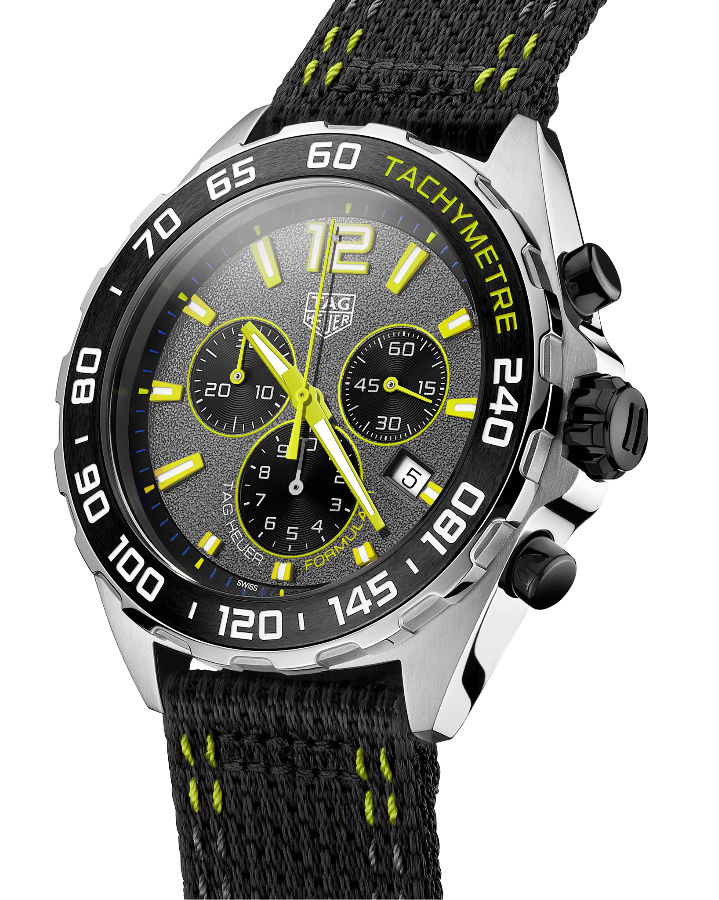 TAG Heuer TAG Heuer Formula 1 CAZ101AG.FC8304 мужские часы черный циферблат на запястье