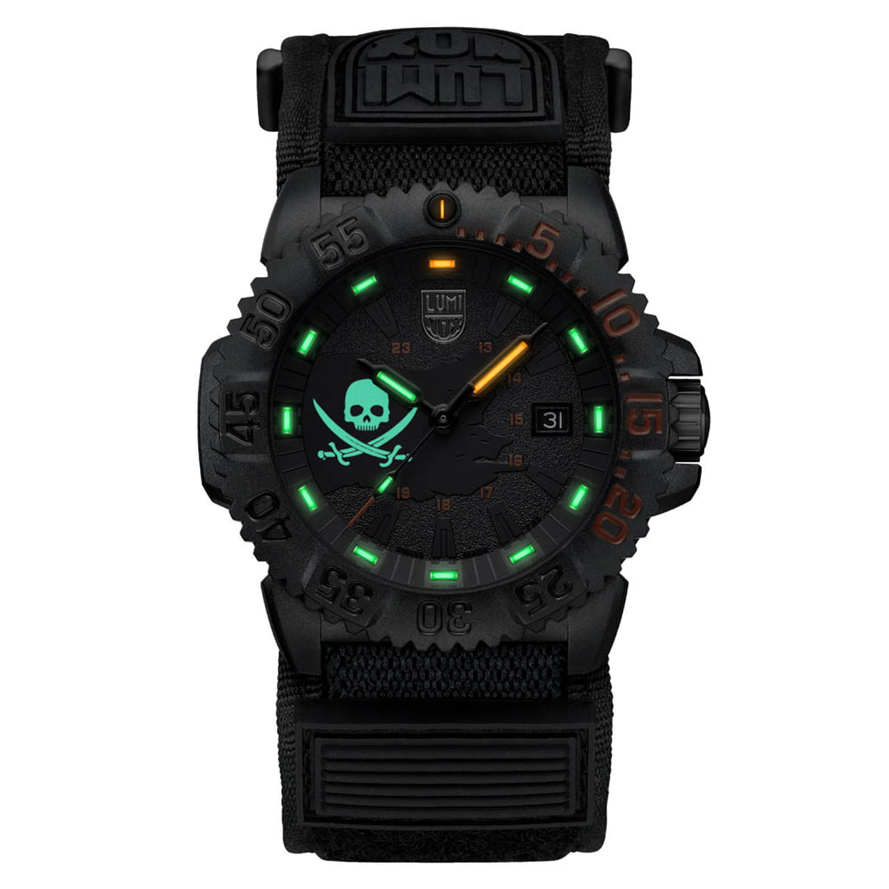 Luminox Luminox Pirates 3050 Series - Limited Edition XS.3051.PIR.LE кварцевые мужские часы часы крупный план черный циферблата