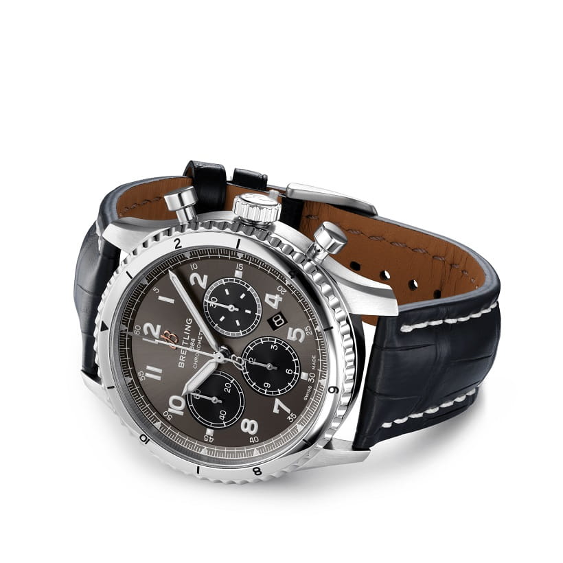 Breitling Breitling Aviator 8 B01 Chronograph 43 AB0119131B1P2, aviator 8 швейцария мужские часы на браслете кожаный боковой вид