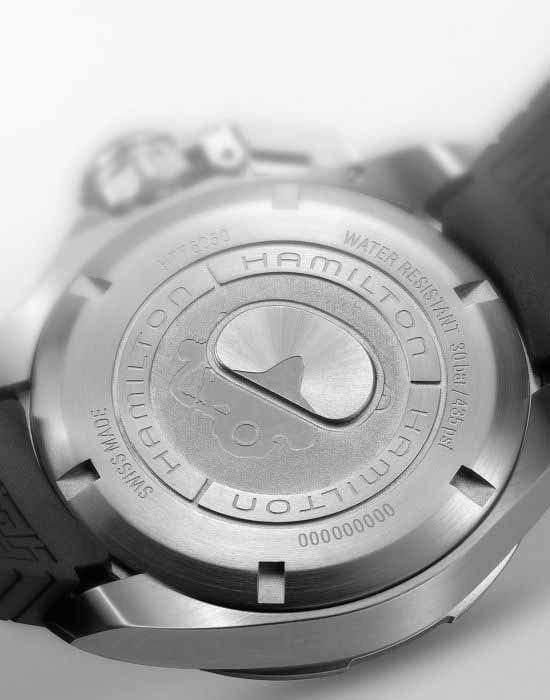 Hamilton H77605335 мужские часы застежка крупным планом