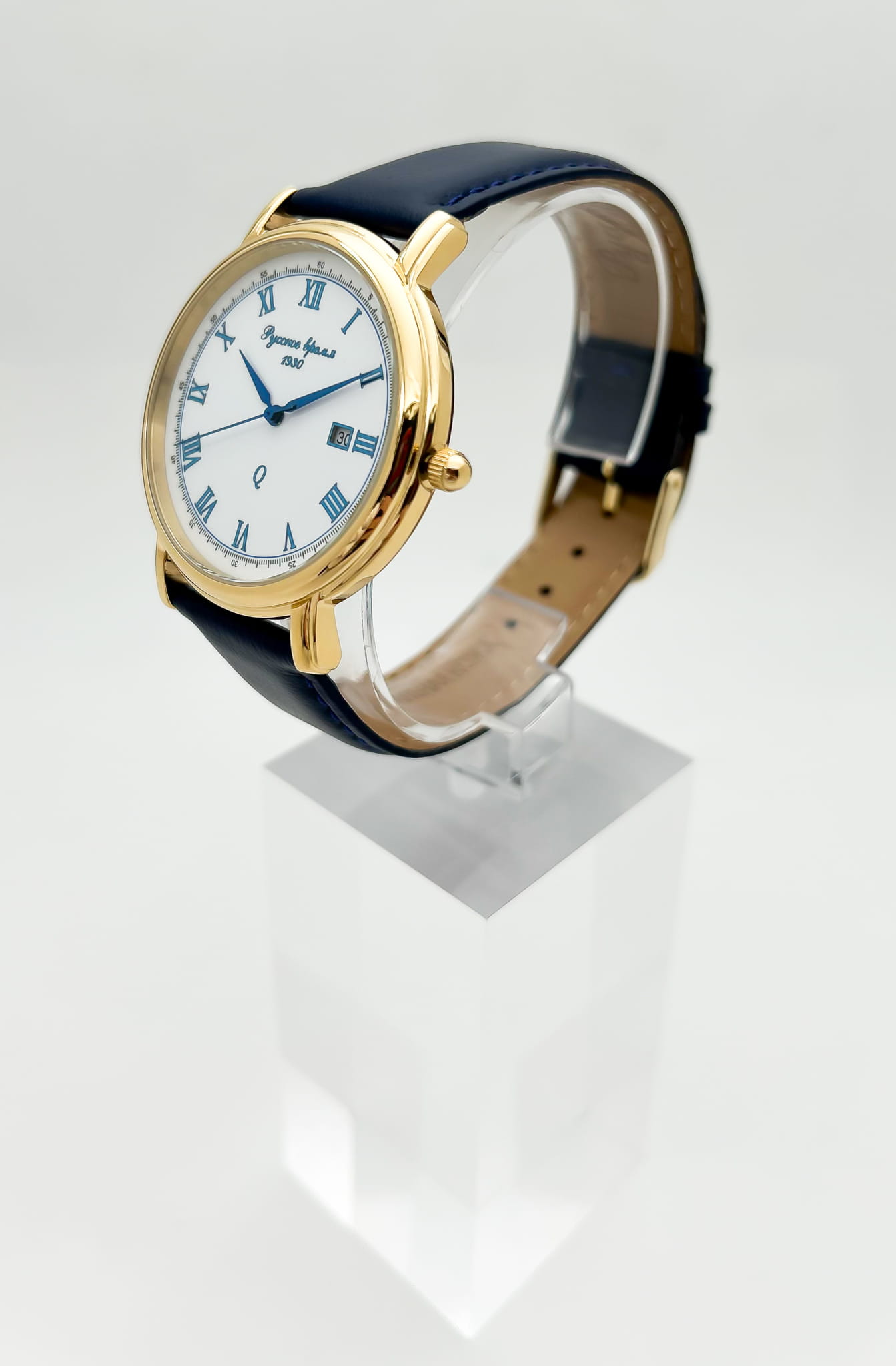 Русское Время Русское Время 1886530 мужские часы белый циферблат на запястье