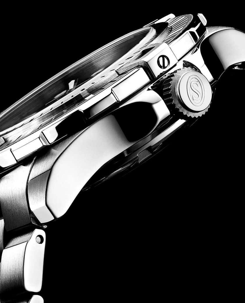 Stuhrling Stuhrling Aquadiver 1005.02,  сша мужские часы на браслете нержавеющая сталь боковой вид