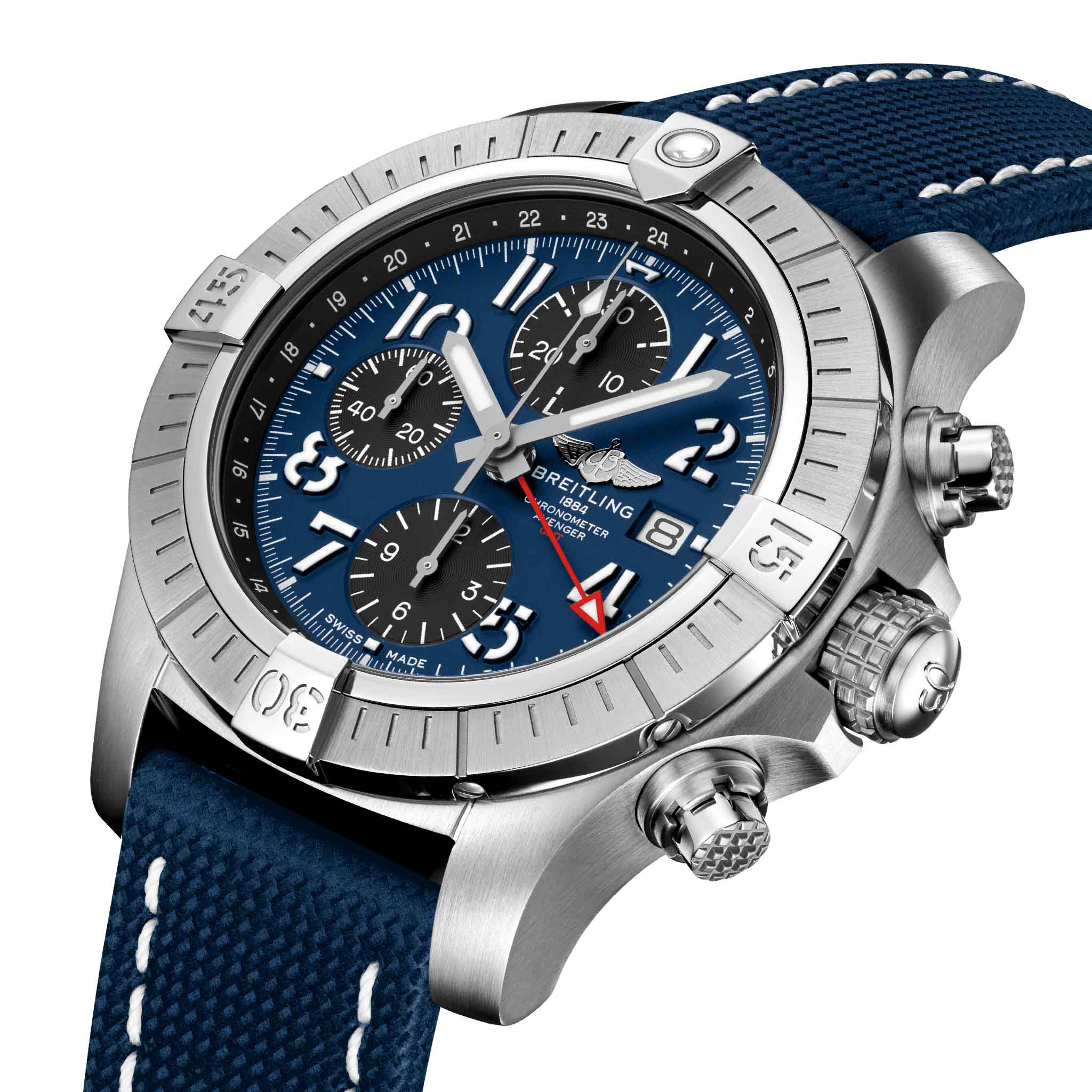 Breitling Breitling Avenger Chronograph GMT 45 A24315101C1X1 , наручные мужские часы фото под углом