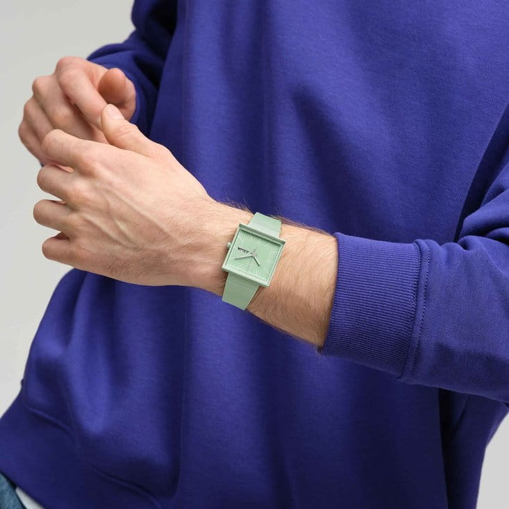 Swatch Swatch Square Bioceramic Standard SO34G701 кварцевые женские часы часы крупный план зеленый циферблата