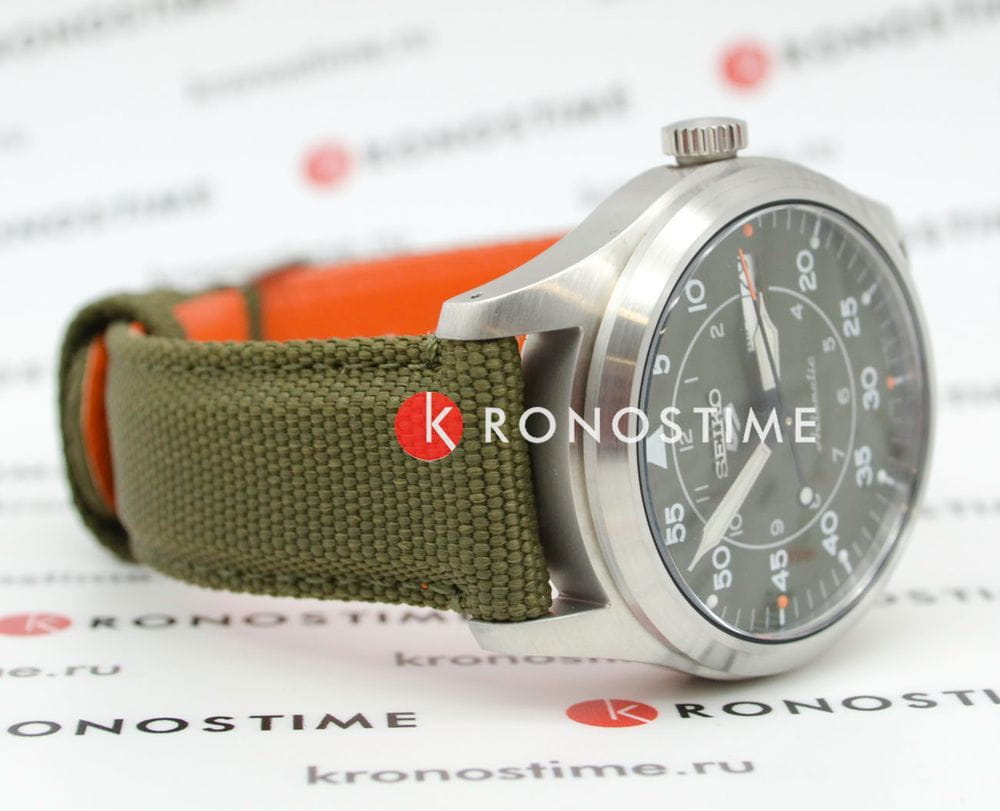 Seiko Seiko 5 Sports SRPH29K1, 5 sports япония мужские часы на браслете кожа + нейлон боковой вид