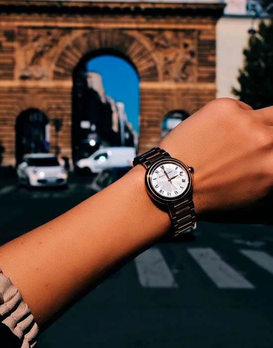 Maurice Lacroix Maurice Lacroix FIABA Date FA1004-PVP13-110-1 женские часы серебристый циферблат на запястье