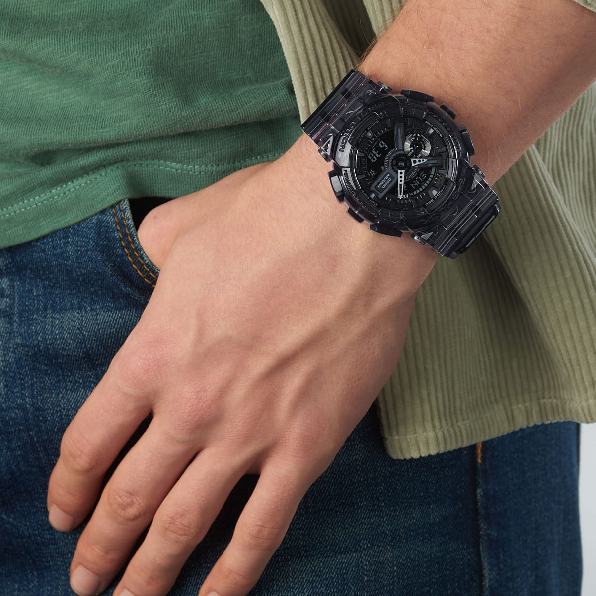 Casio Casio G-Shock GA-110SKE-8A GA-110, наручные мужские часы фото под углом