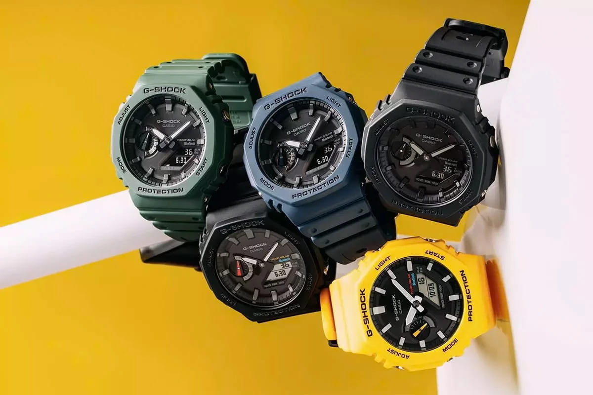 Casio Casio G-Shock GA-B2100C-9ADR (GA-B2100C-9A) спортивные наручные часы, вид спереди