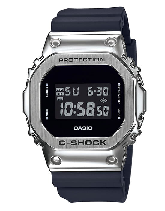 Casio Casio G-Shock GM-5600-1 GM GM-5600-1ER электронные мужские часы черный циферблат, браслет полимер — вид спереди