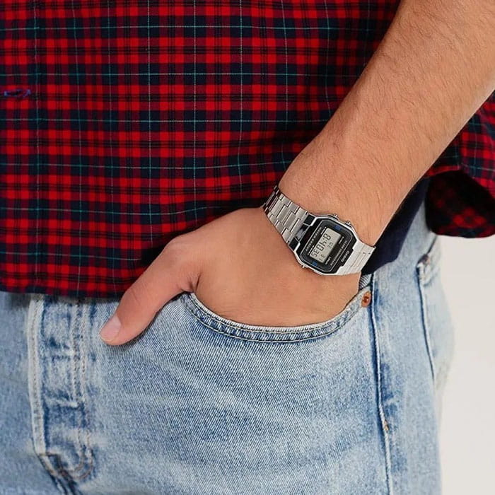 Casio Casio A-163WA-1, illuminator япония мужские часы на браслете нержавеющая сталь боковой вид