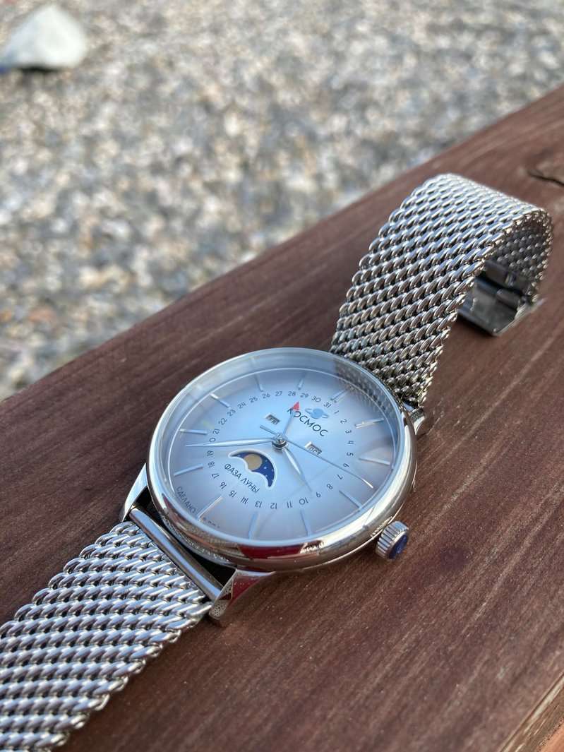 Оригинальные часы Космос Космос  Сатурн K 067.10.33 кварцевые калибр механизма miyota общий вид