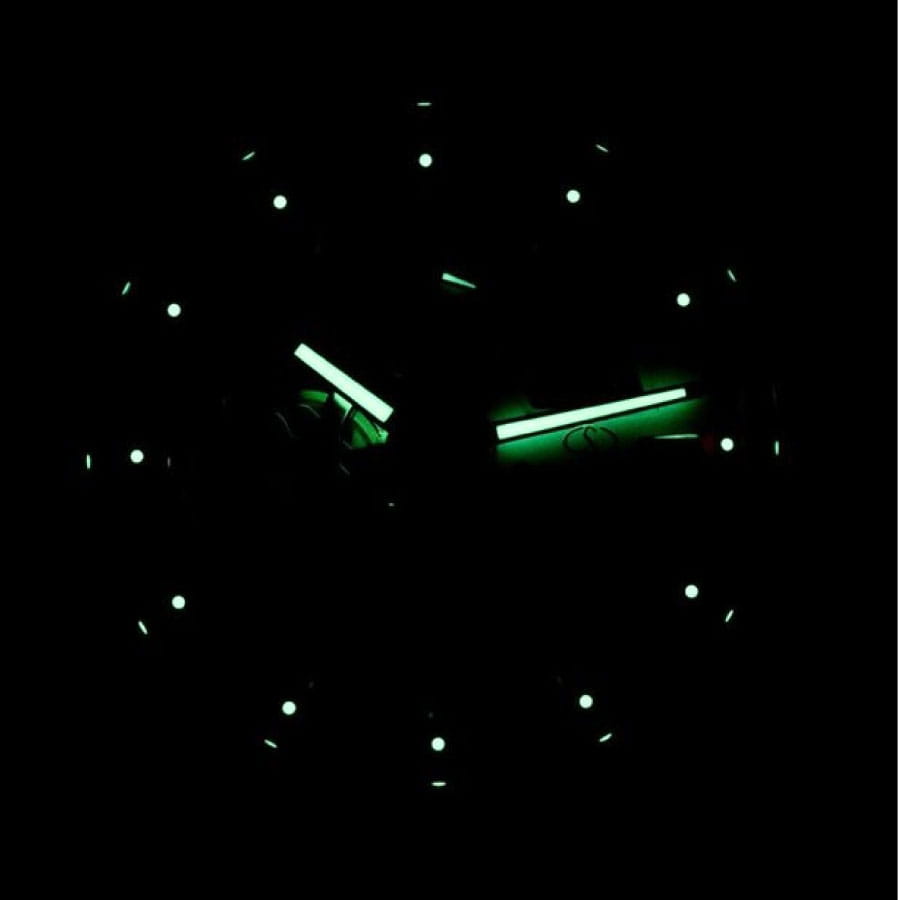 Orient RE-AV0113S мужские часы застежка крупным планом