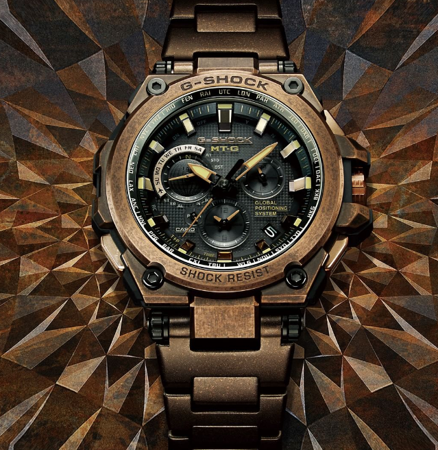 Casio Casio G-Shock Premium MTG-G1000AR-1A MTG, наручные мужские часы фото под углом