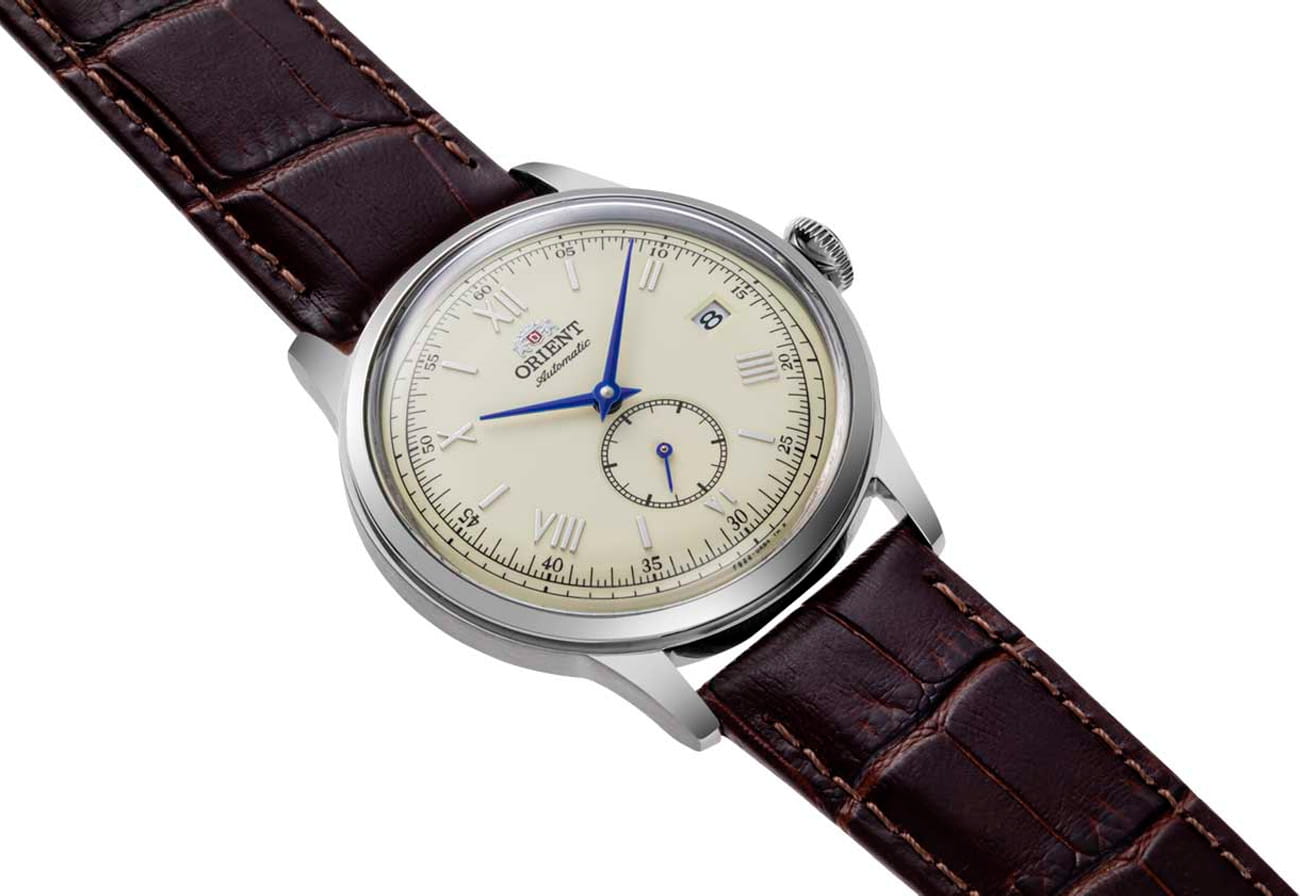 Orient Orient Automatic RA-AP0105Y (RN-AP0105Y), classic automatic япония мужские часы на браслете кожаный боковой вид