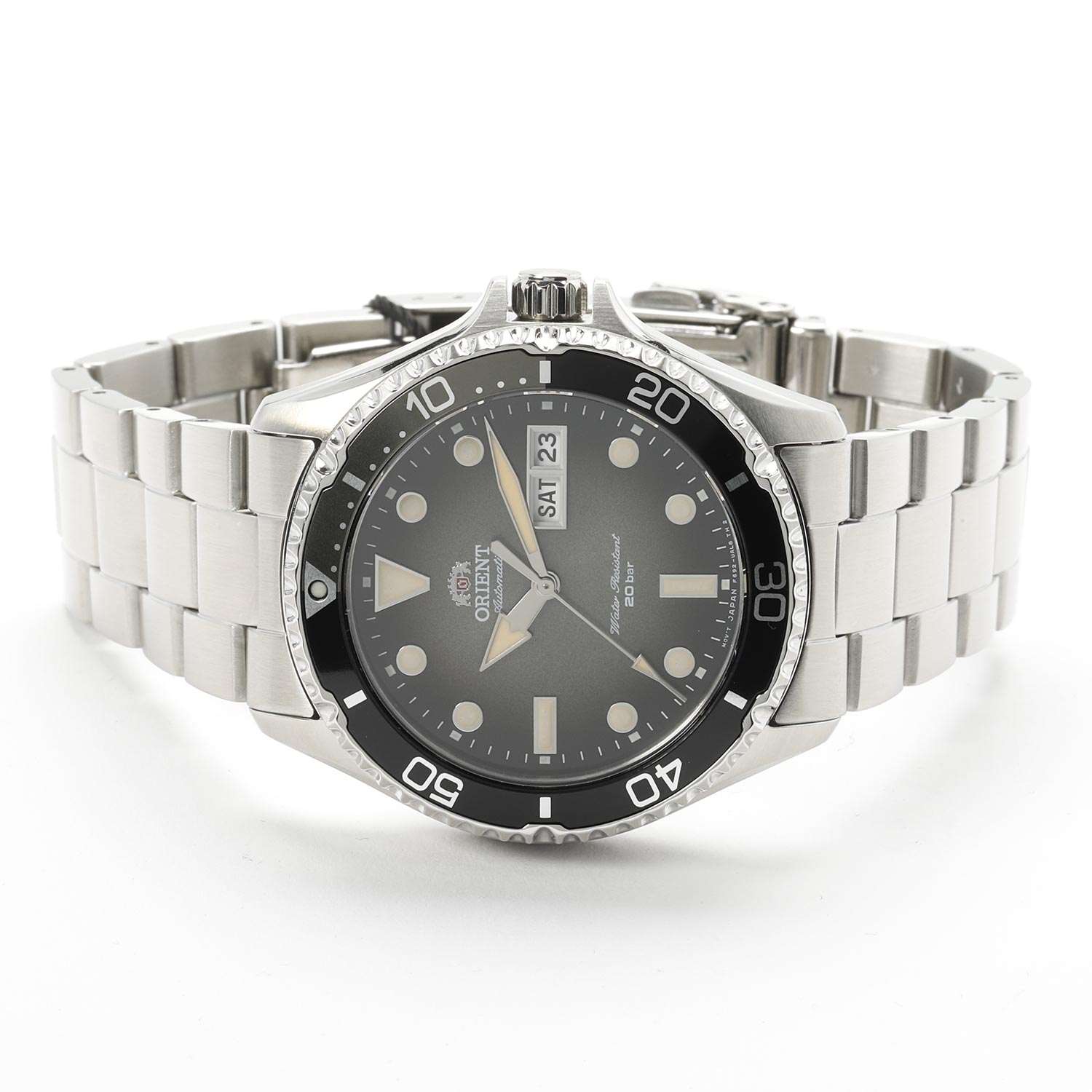 Orient RA-AA0810N мужские часы застежка крупным планом