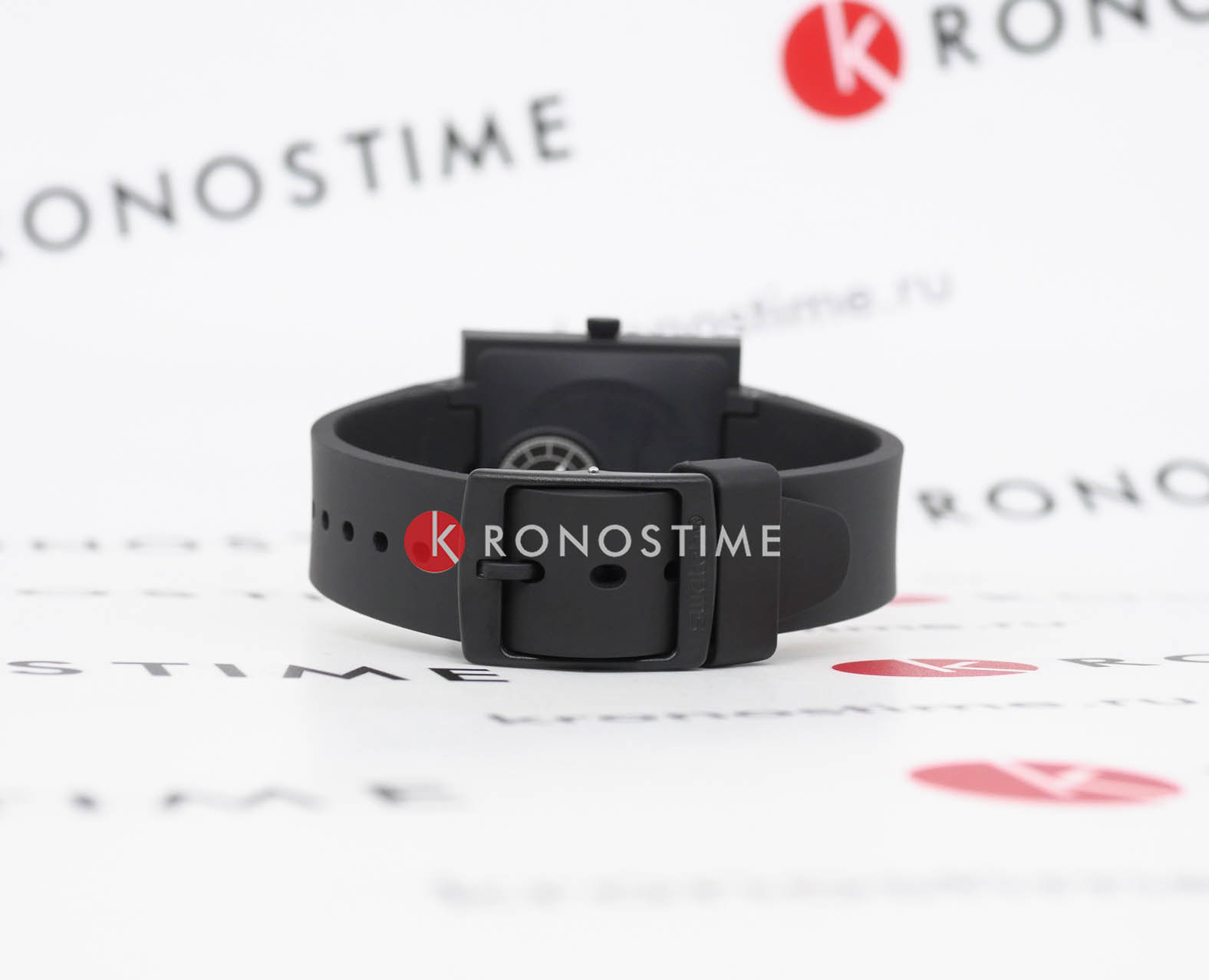 Swatch Swatch Square Bioceramic Standard SO34B701 женские часы черный циферблат на запястье