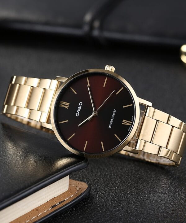 Casio Casio Collection MTP-VT01G-5BUDF (MTP-VT01G-5B)  - задняя крышка металл сталь корпуса, япония часы