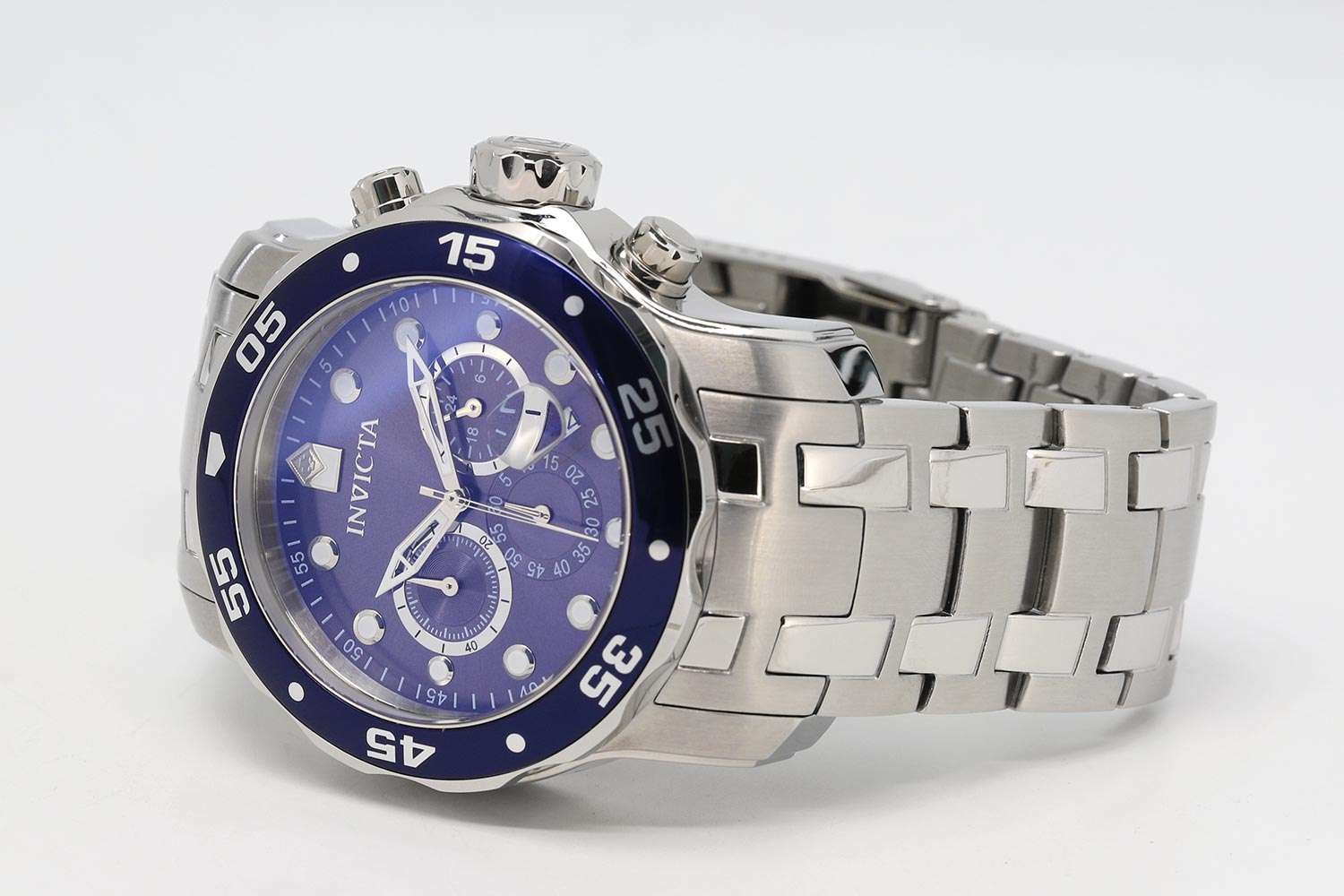 Invicta Invicta Pro Diver IN0070,  сша мужские часы на браслете нержавеющая сталь боковой вид