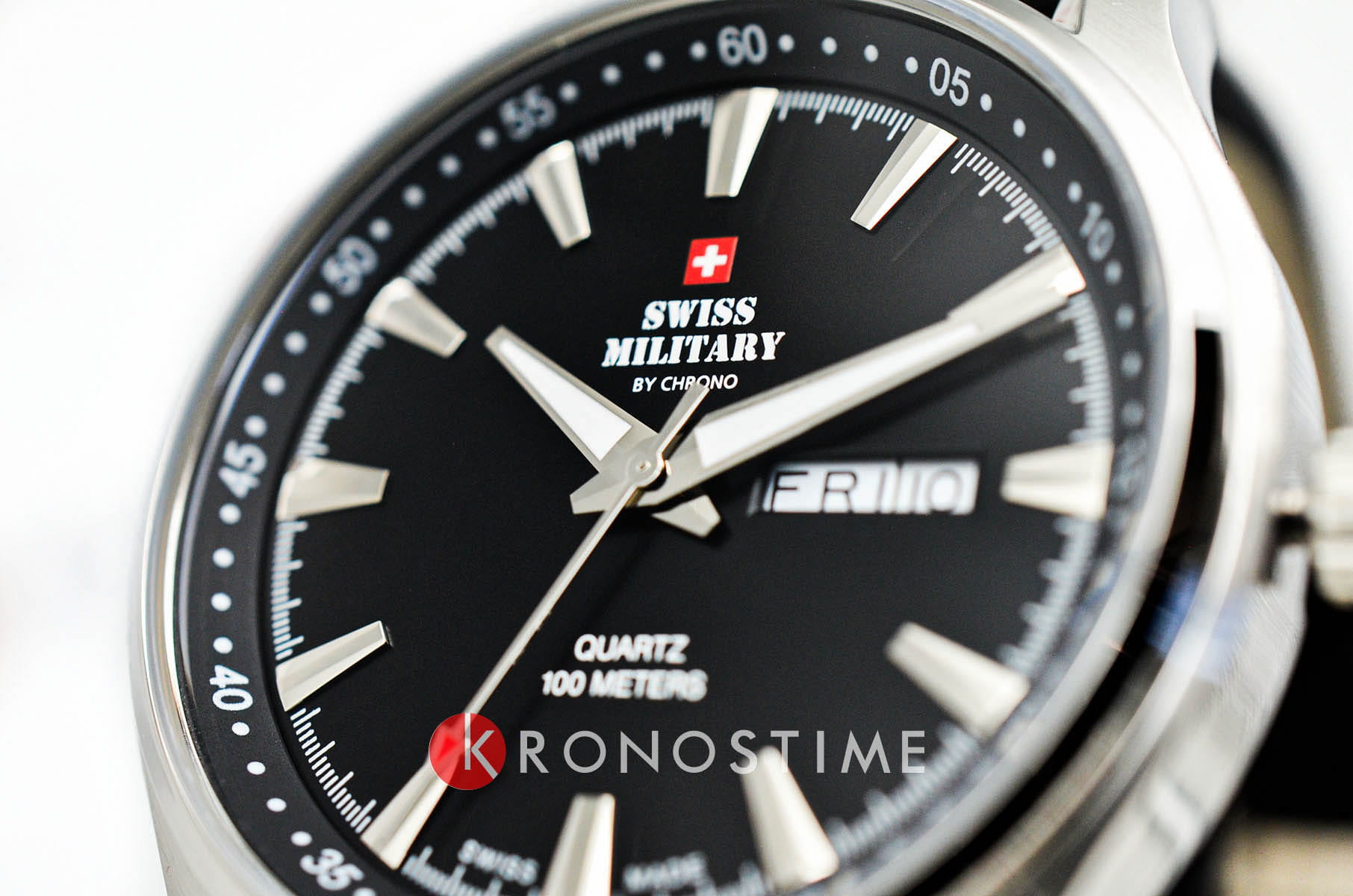Swiss Military by Chrono Swiss Military by Chrono SM34027.05 кварцевые мужские часы часы крупный план черный циферблата