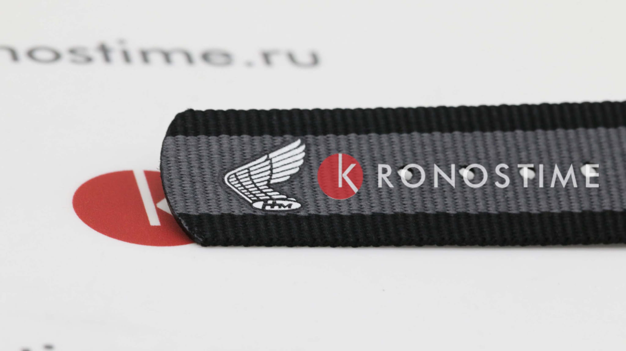 Seiko Seiko 5 Sports SRPJ75K1 механические мужские часы часы крупный план черный циферблата