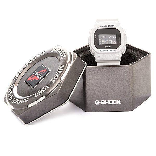 Casio Casio G-Shock DW-5600SL-7E, g-shock япония мужские часы на браслете пластик боковой вид