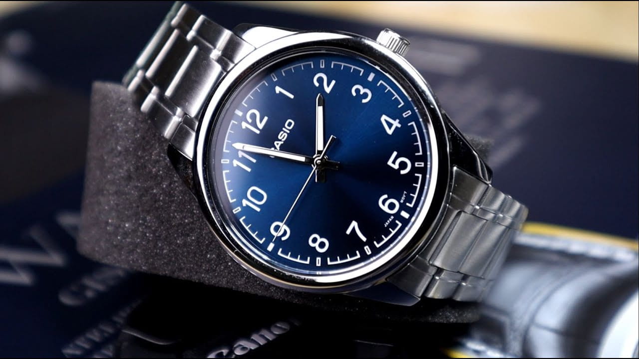 Casio Casio Collection MTP-V005D-2B4UDF (MTP-V005D-2B4) мужские часы синий циферблат на запястье