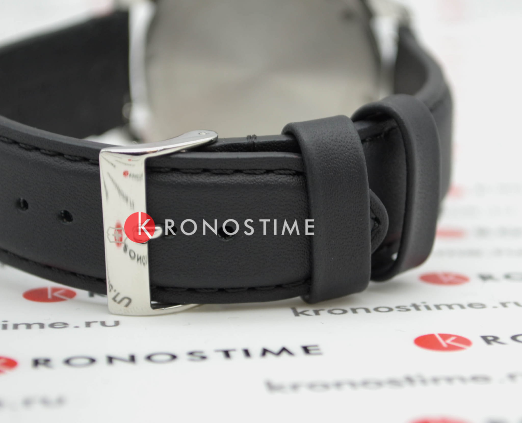 Victorinox Victorinox ALLIANCE 241904 швейцария наручные мужские часы заводная головка с логотипом Victorinox