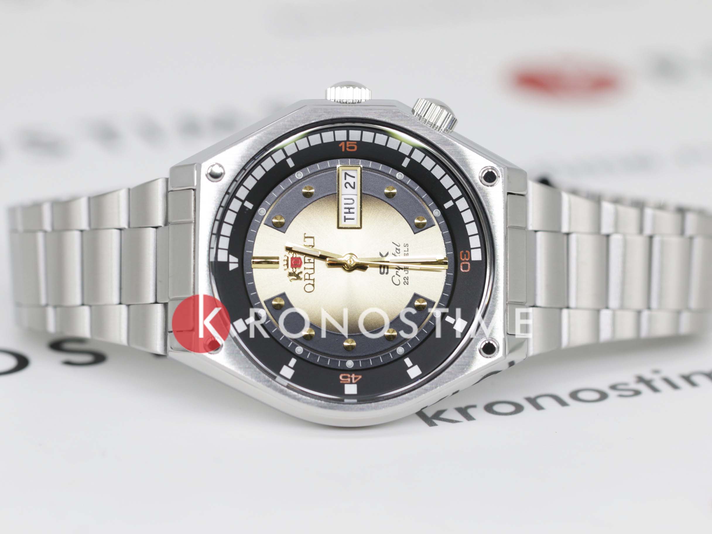 Orient Orient Revival RA-AA0B01G (RN-AA0B01G), revival япония мужские часы на браслете нержавеющая сталь боковой вид