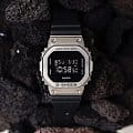 Casio GM-5600-1ER